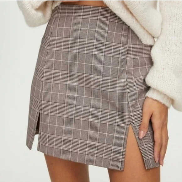 Aritzia Dresses & Skirts - Aritzia Sunday Best NWT Mandy Skirt Pink Black Plaid sz 4
